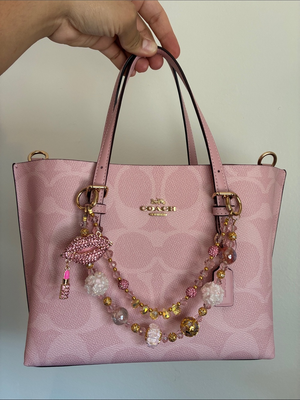 Pink Rhinestone Lip Charm Beaded Bag Chain